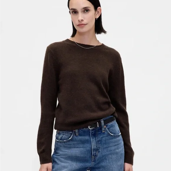 NWT GAP Women’s Crewneck Sweater - Wine - Picture 2 of 6